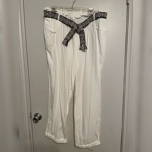 White linen pants with belt